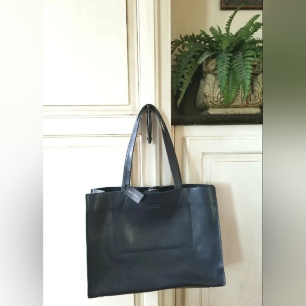 Banana Republic Navy Blue Portfolio Structured Leather Tote Bag Purse EECU W/TAG
